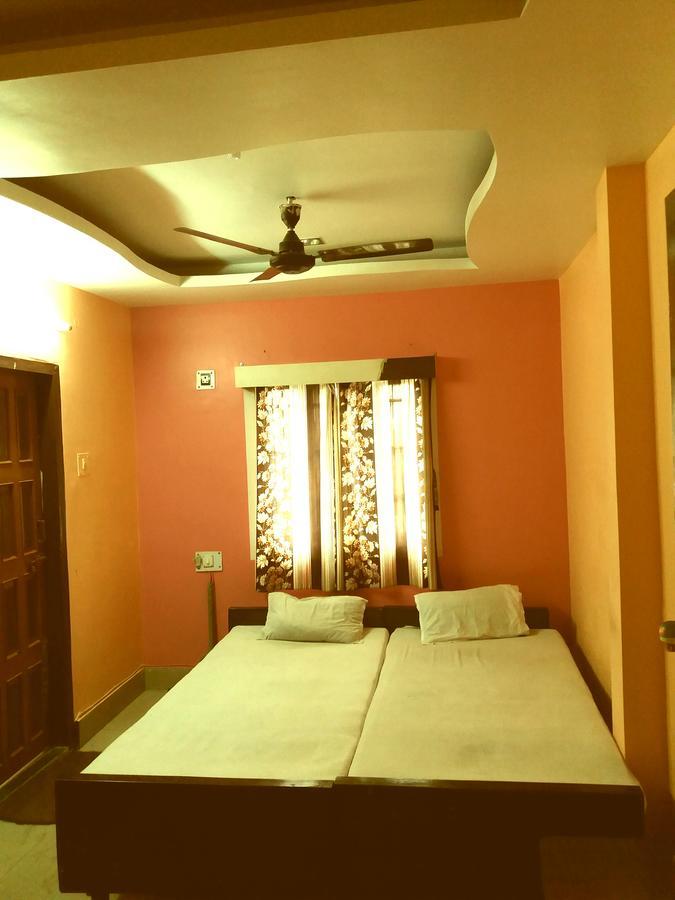Hotel Kunal Dhanbād Buitenkant foto