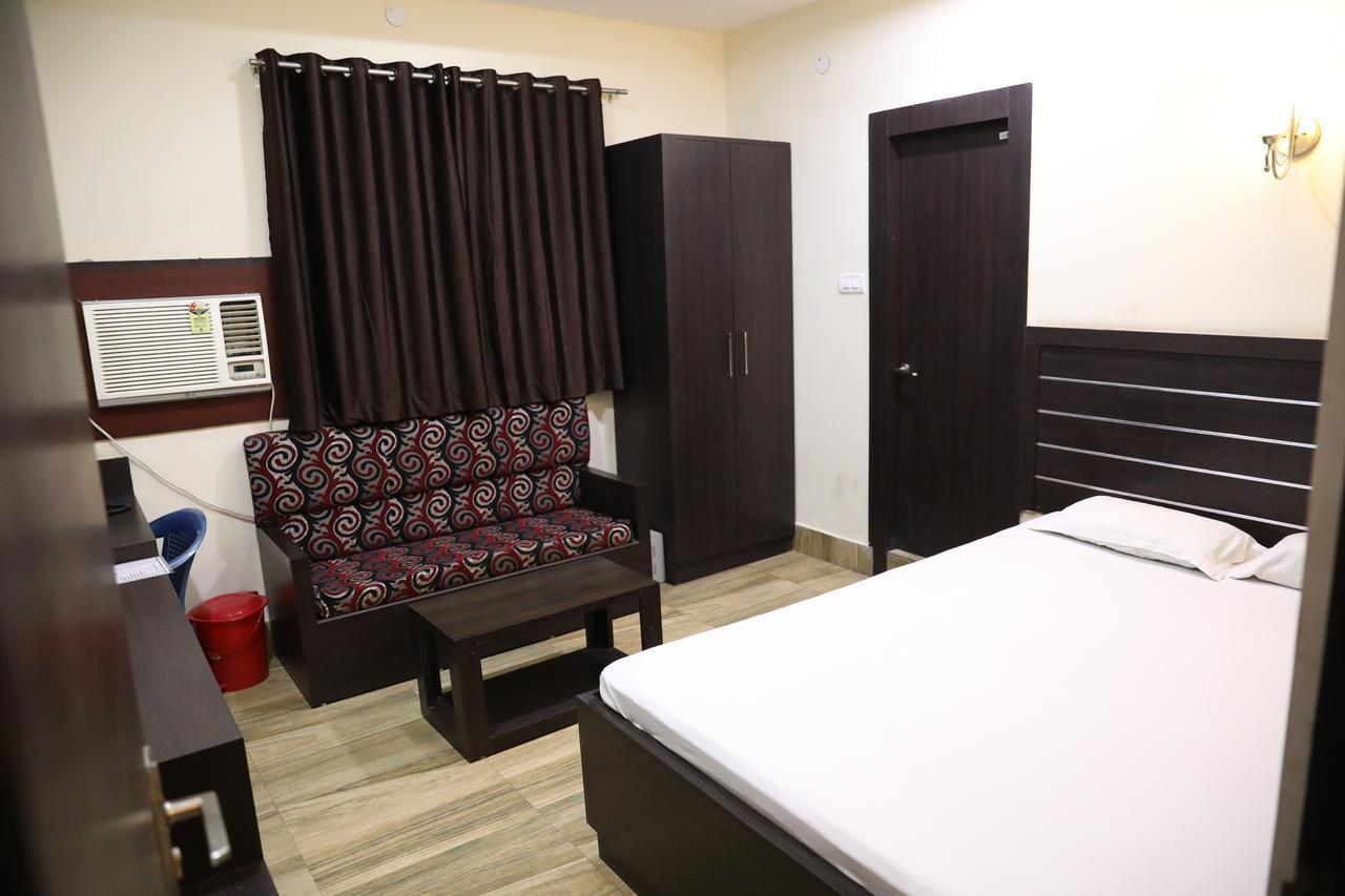 Hotel Kunal Dhanbād Buitenkant foto